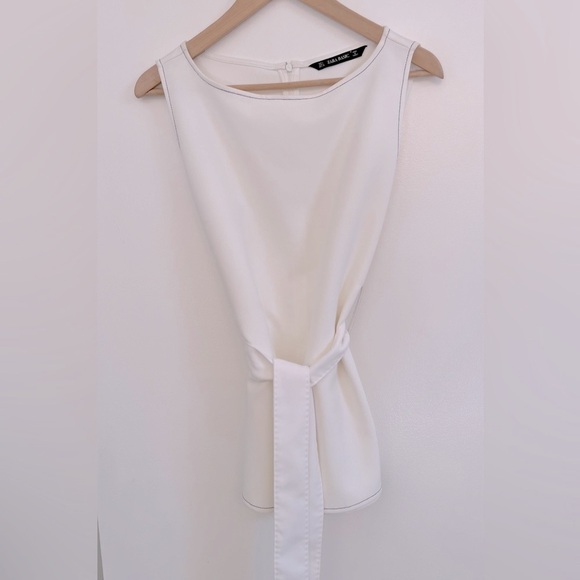Zara Sleeveless Top with Ties - Picture 2 of 6